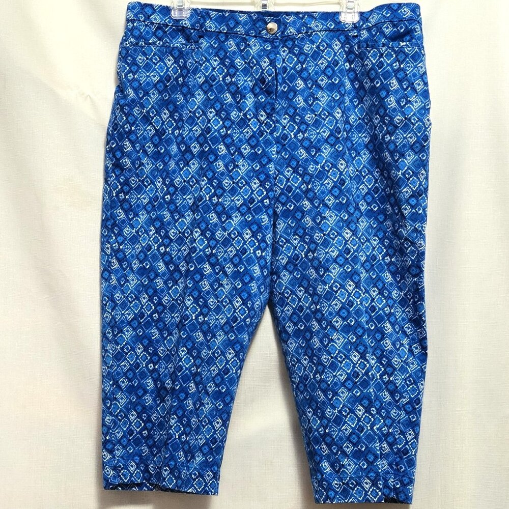 TanJay Printed Flat Front Stretch Capri Pants. Women's Size 18